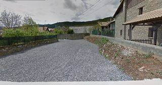 Terreno residenziale  N/a. Solar para casa de pueblo con jardín