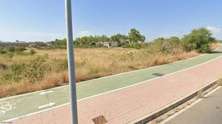 Landgut in Hospital - Plaza del Real. Parcela para campa, recreo, inversión