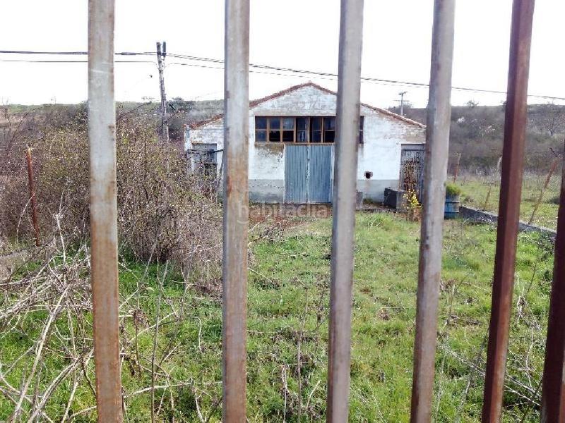 Foto af1b80e8-6325-4159-9e2a-3463f3fdb58e. Fondo rustico in Arenzana de Abajo