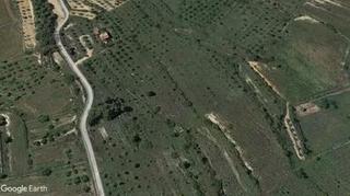Rural plot in Gandesa. Finca de almendros, recreo