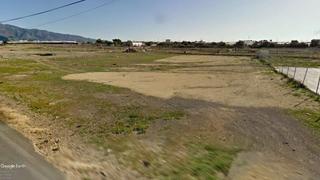 Terreno residencial en Ejido centro. Solar fachada a carretera en tarambana
