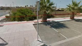 Terreno residencial en Balerma. Parcela para usos comerciales - negocios