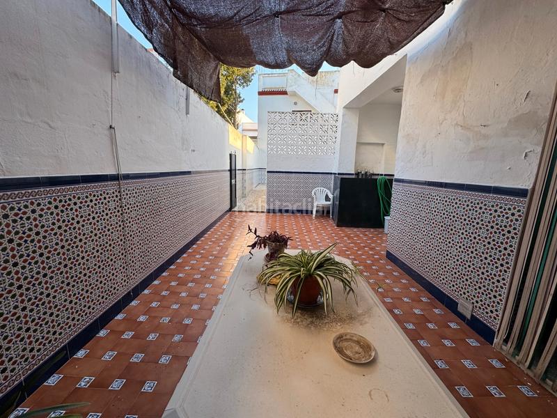 Foto 14a95248-79de-4c81-aafb-d1b0ea987fe6. Casa con piscina in Tocina