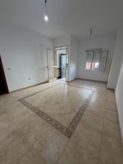 Piano terra in Alcolea del Río. Piso en planta baja localidad de alcolea del rio (sevilla)