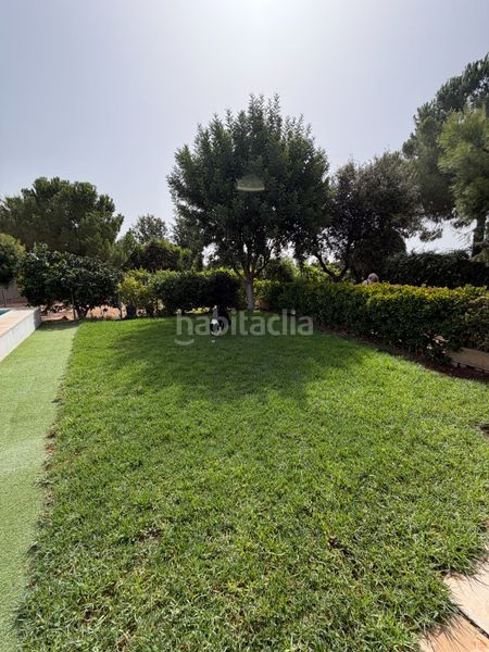 Foto 7db9ef5e-7773-4528-856f-a7b58ae8f2ce. Masia amb xemeneia calefacció aparcament piscina a Carmona