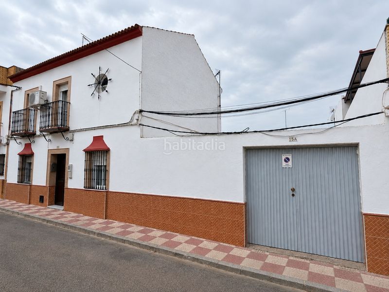 Foto c65fa6e2-3695-44fb-a708-ba32ebc75b09. Casa amb aparcament a Tocina