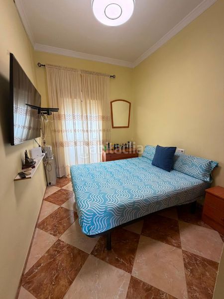 Foto c7870837-b6b0-471f-8c70-94c6a1c58999. Casa amb aparcament a Tocina