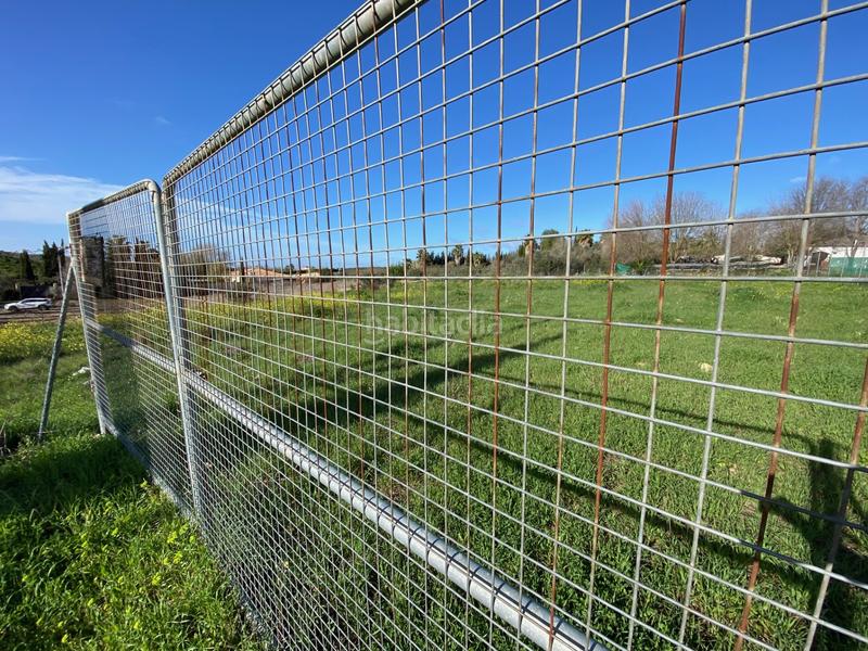 Foto 9076cd65-ac90-4cee-8b9a-ff7a771ef409. Finca rústica parcela rustica de recreo en termino de alcolea del rio (sevilla) 2500 metros en Alcolea del Río