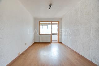 Penthouse in La Verneda - La Pau