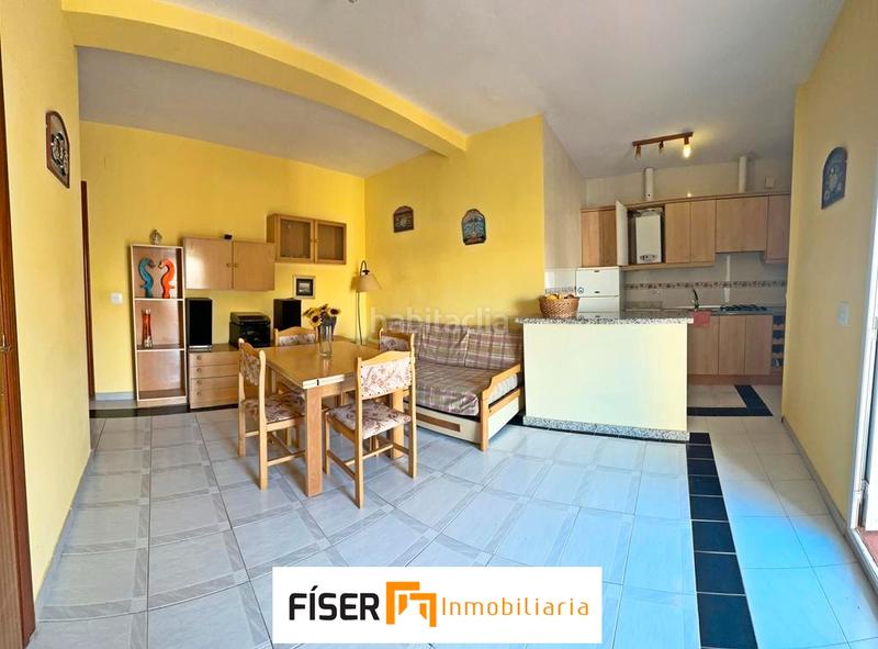 Foto 0ee4e93e-d8f3-4789-967c-f11f24bd3f5e. Casa con camino piscina in Zafra