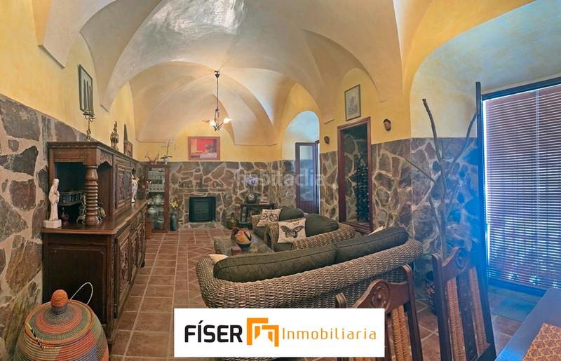 Foto e30bc4a5-cb44-46df-969a-f7e11d7059db. Casa con camino piscina in Zafra