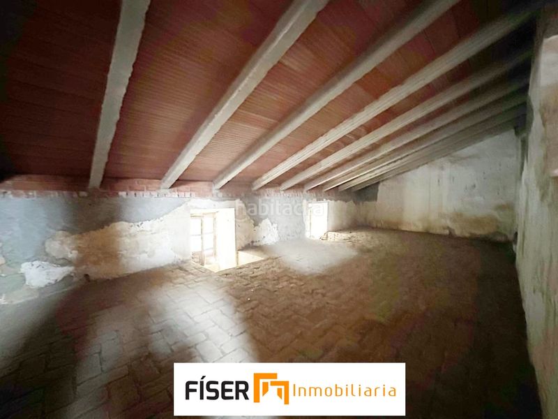Foto 9ea6a771-d79b-4465-8058-6e5561138bd4. Haus mit parking in Medina de las Torres