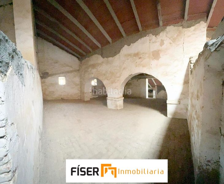 Foto b89721e9-77f3-4521-98ff-f8f8122e8d82. Haus mit parking in Medina de las Torres