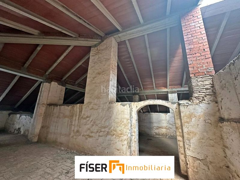 Foto d8d5b22a-8d19-4990-92c5-a5a9ad7c5b37. Haus mit parking in Medina de las Torres