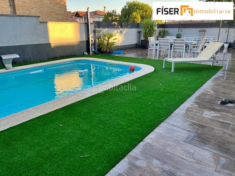 Foto 7ad4e65e-925d-4f38-bf63-a4cf02829b5d. Chalet en Zafra