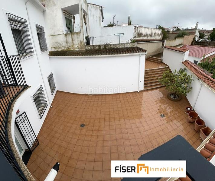 Foto f2e0ee3f-1727-46f5-af7e-889f4e6ab430. Casa con riscaldamento in Santos de Maimona (Los)