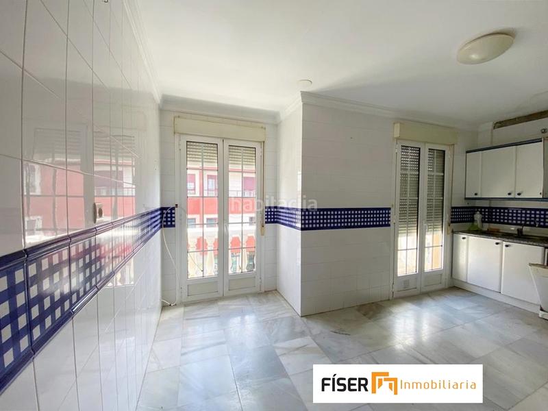 Foto 81acdd1c-0a92-41b2-a771-d487a93a6588. Etagenwohnung mit heizung in Zafra