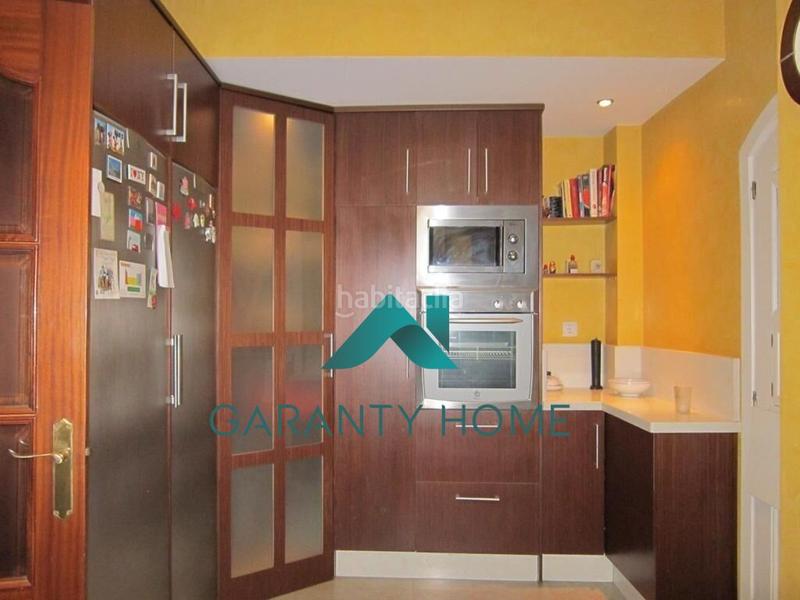 Foto d7d0d00d-070e-4e34-b1fd-2cf1485d2272. Piso venta de piso zona llano de las tinajerías en Lucena