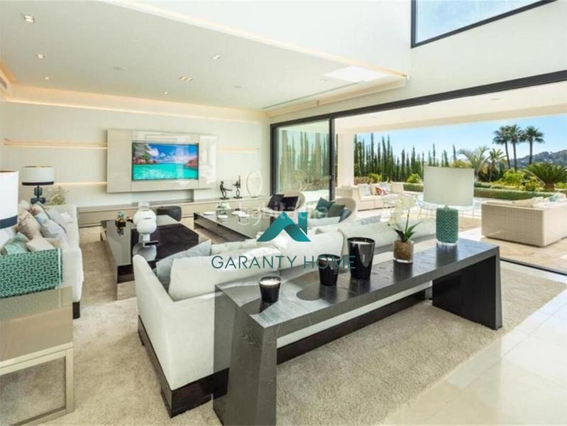 Foto 0e3e153f-dc97-4a5e-835c-2ad5dff79e90. Casa  en venta o alquiler en Los Naranjos, en Marbella