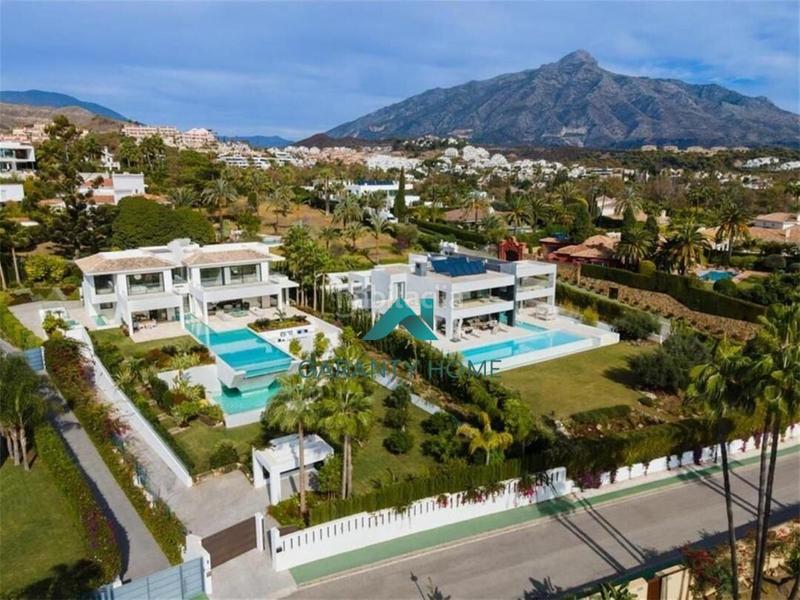 Foto 3ec482c7-2740-43ee-a921-51cdf475e56c. Casa  en venta o alquiler en Los Naranjos, en Marbella