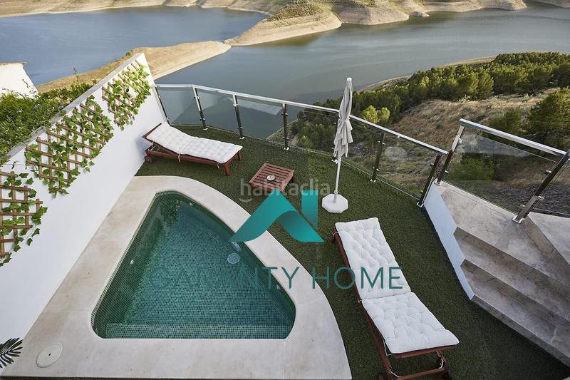 Foto b8d89669-6f4d-4a0c-a9e6-6f764e448818. Miete chalet in Iznájar