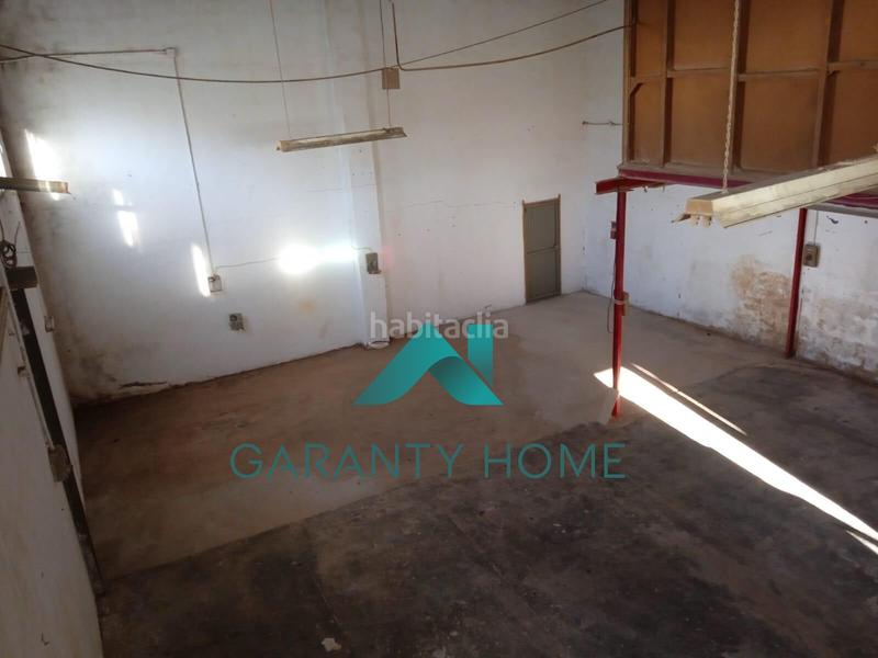 Foto 106166d2-b2e9-4c90-98e3-a11adcb1c35d. Bâtiment à usage industriel dans Poleares Lucena