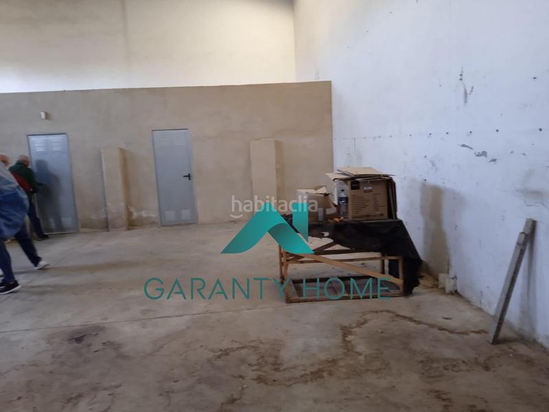 Foto 7839d4a3-2750-4a01-a852-f45eba8ae436. Bâtiment à usage industriel dans Poleares Lucena