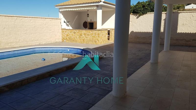 Foto 48440d19-5864-40da-bdf7-b1d3a3b8a036. Chalet venta de chalet zona campo aras en Las Vegas - Campoaras Lucena