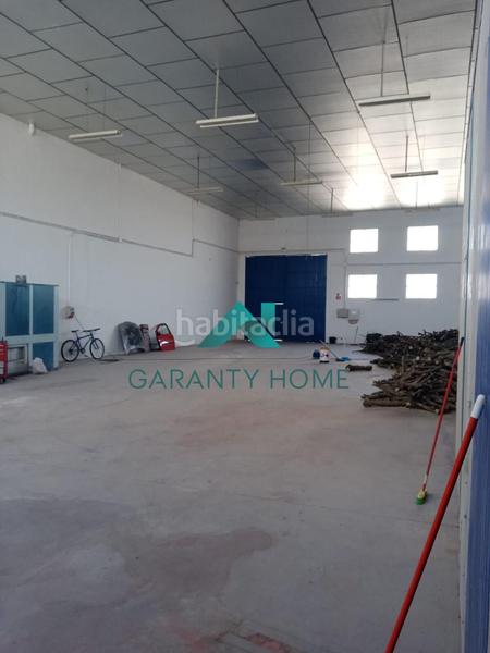 Foto 56d9c3be-2541-4ad2-bd78-8ba0f05aad08. Bâtiment à usage industriel dans Navas del Selpillar Lucena