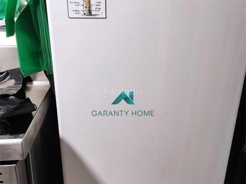 Foto 21a1ef1e-f4f1-41ea-9bdd-ba8f66ee4e84. Locale commerciale in Barrio de Zaidín Granada