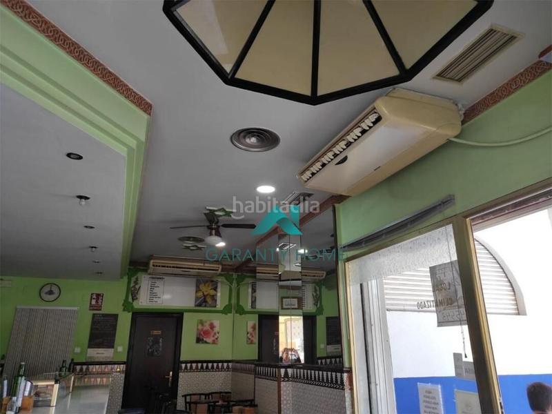 Foto b61580c3-1db3-48d7-a2d9-c184e0c00247. Locale commerciale in Barrio de Zaidín Granada