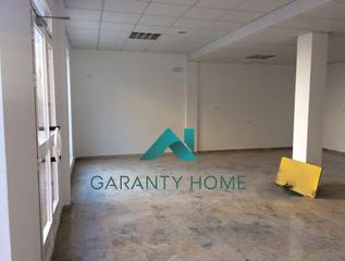 Geschäftsraum in El Valle. Se vendealquila local en lucena, zona el valle