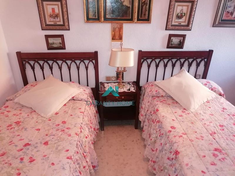 Foto cc6ea18e-9adf-4c38-bf19-59d55629b353. Piso garanty home boutique tiene el placer de presentarte esta residencia única en una de las ubicaciones en Málaga