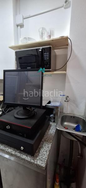 Foto 8d3f2c11-b8a0-421d-a878-ea0fb3772da2. Alquiler local comercial local de traspaso en calle sierpes en Sevilla