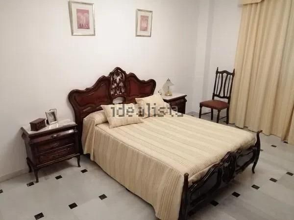 Foto c8ffa92f-2d4e-4947-8327-776d13c5af7f. Pis a Moriles