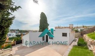 Chalet in Mijas pueblo. Chalet en venta en mijas