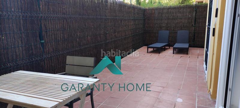 Foto fad1a19d-8c60-4fd8-9d47-d6852de2af71. Lloguer pis amb aparcament piscina a Casasola Estepona