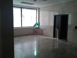 Locale commerciale in La Buhaira