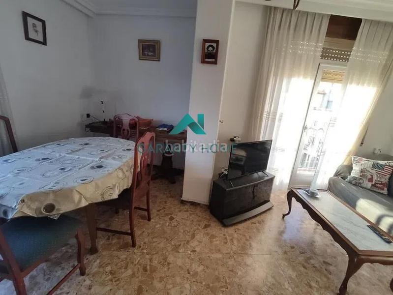 Foto 5adafa4f-06d8-4507-a721-a280e504fa78. Rent flat with heating in Estación Salamanca