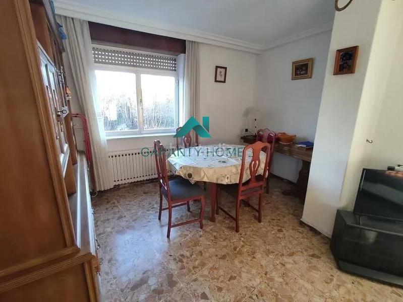 Foto 85ca37aa-75ce-4289-ab84-ef948f42119e. Rent flat with heating in Estación Salamanca