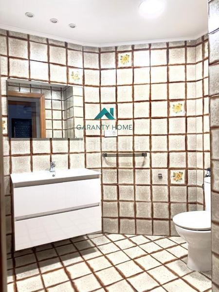 Foto ee33bf85-32da-44c3-a0f7-d9f9536dfc5f. Alquiler piso  ideal para estudiantes en alquiler en primado reig, ! en Valencia