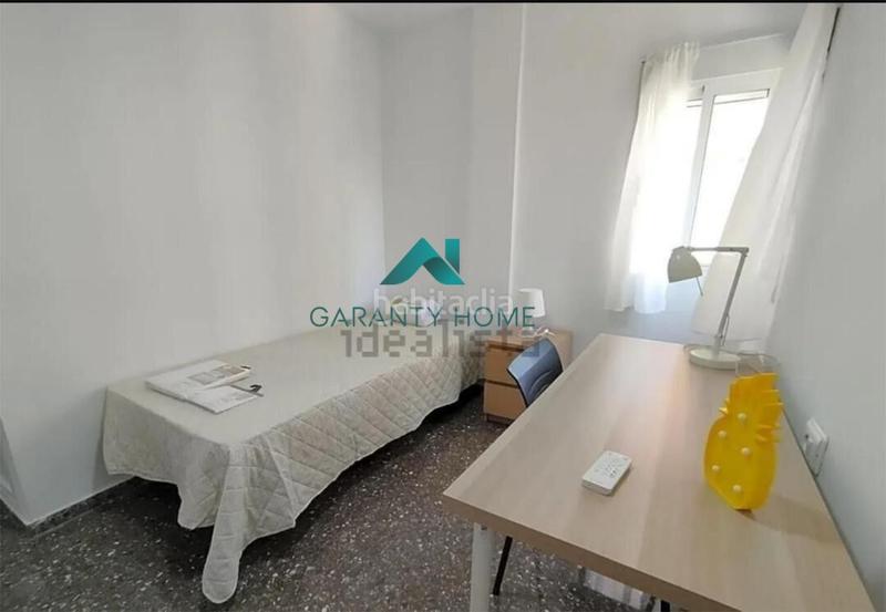 Foto 7b41cc40-f8ed-48b1-b953-49d922350fef. Alquiler piso  ideal para estudiantes en alquiler en Ciutat Jardí, ! en Valencia