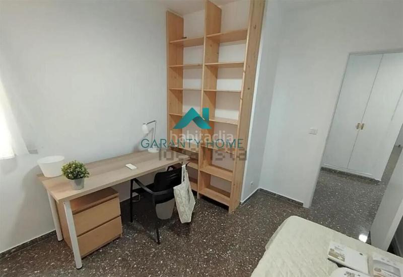 Foto 92122f39-e03c-45a9-a547-6bd949a0cac6. Miete etagenwohnung in Ciutat Jardí Valencia