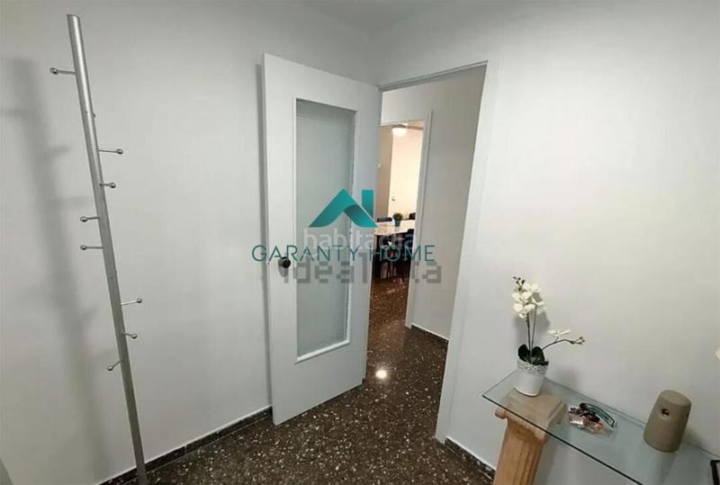Foto c2d2ab27-9598-4d02-b892-7ea6714f9de0. Miete etagenwohnung in Ciutat Jardí Valencia