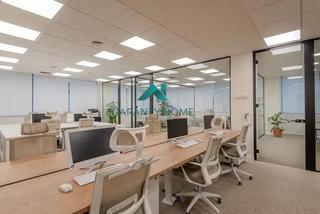 Büro in Virgen del Cortijo-Manoteras