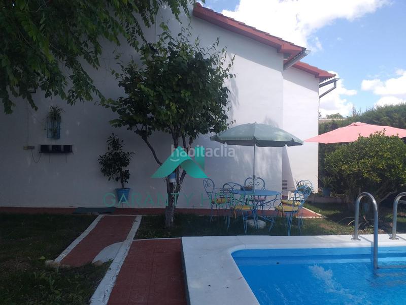 Foto 8a8ae48f-f486-4d0a-8dc7-6aa2d47fb119. Xalet amb aparcament piscina a Las Vegas - Campoaras Lucena