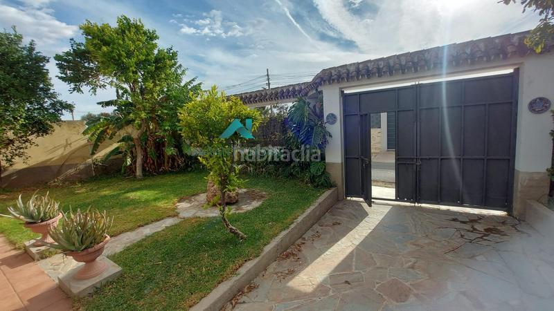 Foto bfb3e8b8-e525-4c65-8673-7ab2a6b07a0b. Maison avec parking piscine dans Arco Norte - Avda España Dos Hermanas