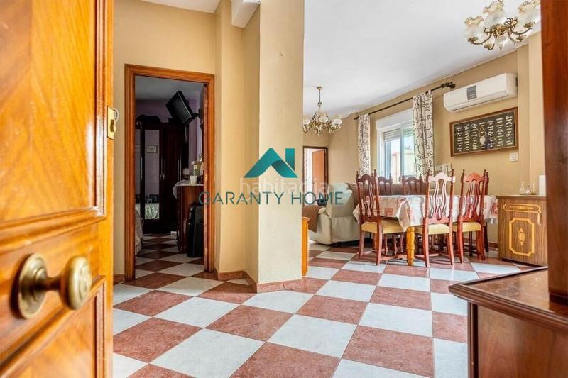 Foto 2c9d0d86-d406-4fb7-a081-e73a28ba37d0. Casa  y local en venta en Camas