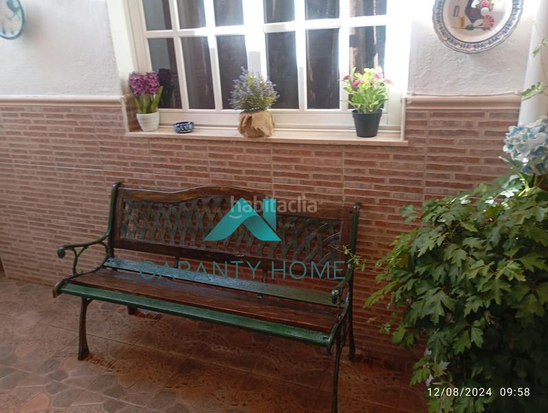 Foto a5ae0e4a-d8e6-4057-aa2b-4ea81781dca2. Casa amb aparcament a San Francisco Lucena