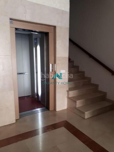 Foto 5db7e848-e154-4c5f-9872-1eddf0dde4c9. Piso  en venta en centro ciudad, en Puerto Deportivo Fuengirola